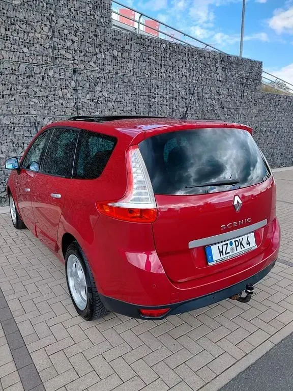 Gebraucht Renault Grand Scénic III Expression 110 PS (80 kW) 2012 Rot Van / Kleinbus