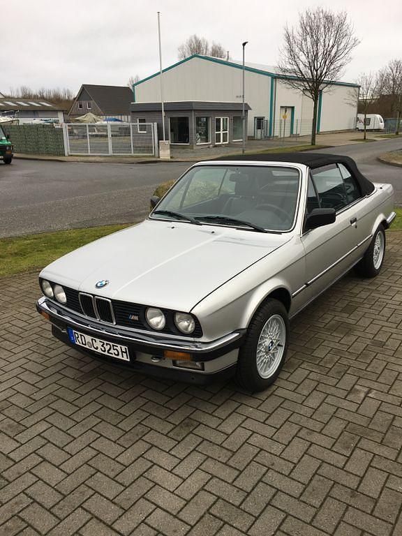Silber Gebraucht 1986 BMW 325 Cabriolet Sport Line Cabrio | 13.900 € - Bild 1/4