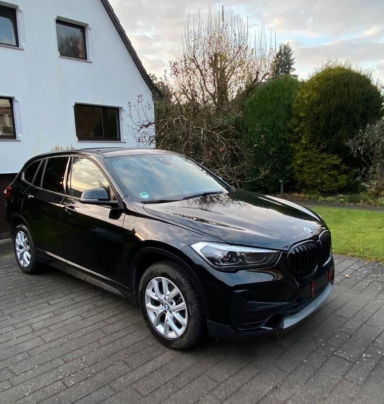 Gebraucht BMW X1 140 PS (102 kW) 2020 Schwarz SUV