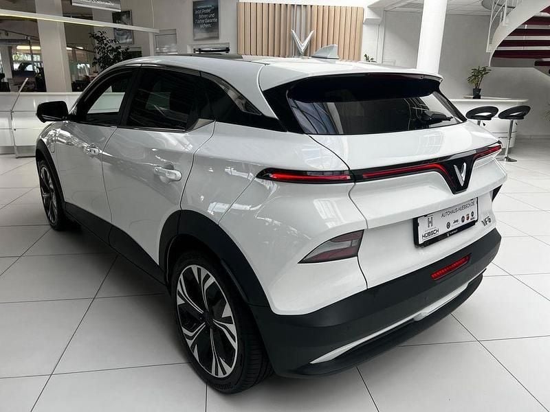 Neu VinFast VF 6 Plus 150 kW (204 PS) 2026 Brahminy weiß SUV