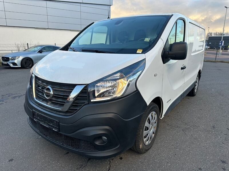 Gebraucht Nissan NV300 Comfort 145 PS (106 kW) 2020 Glacier white (s) Van