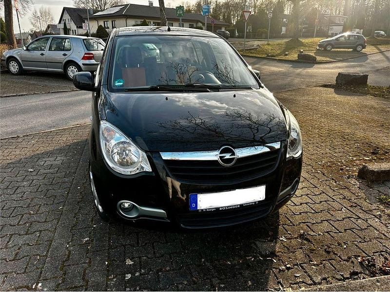 Gebraucht Opel Agila Edition 65 PS (47 kW) 2010 Schwarz Kleinwagen