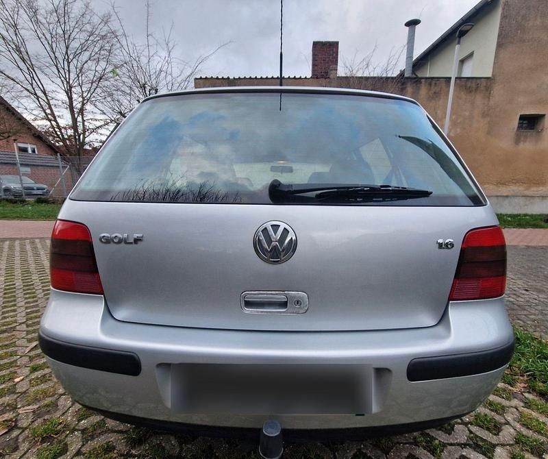 Gebraucht VW Golf IV 105 PS (77 kW) 2002 Silber Limousine