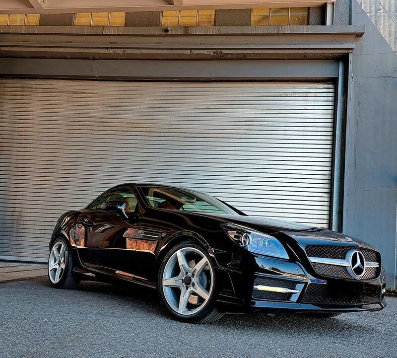 Schwarz Gebraucht 2011 Mercedes SLK250 Cabrio | 21.999 € (Fairer Preis) - Bild 1/4