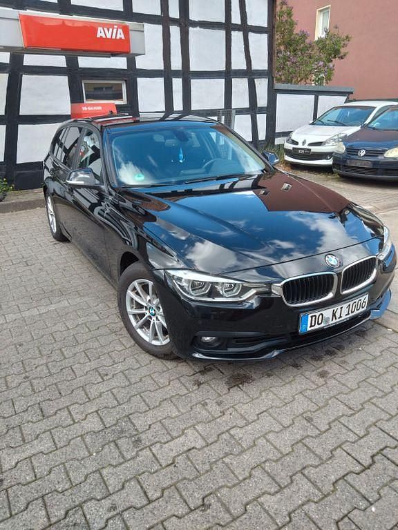 Gebraucht BMW 318 Advantage 150 PS (110 kW) 2016 Schwarz Kombi
