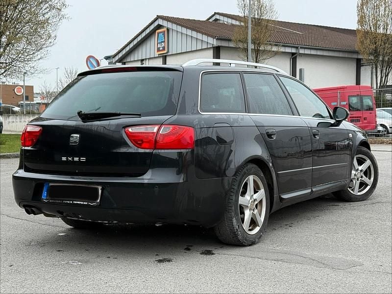 Gebraucht Seat Exeo Style 143 PS (105 kW) 2010 Schwarz Kombi