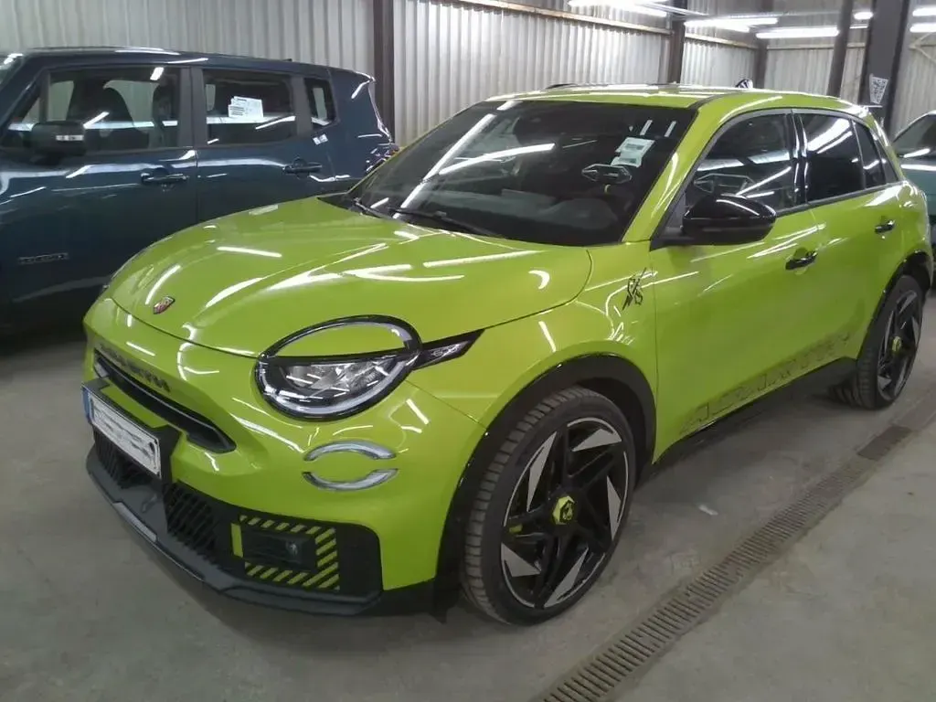 Gebraucht Abarth 600e Turismo 175 kW (238 PS) 2025 Grün SUV