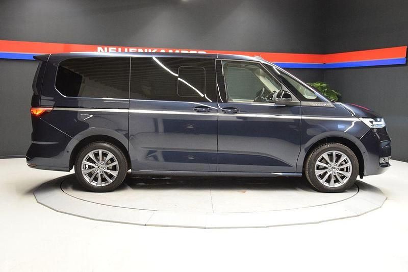 Używany VW T7 150 KM (110 kW) 2024 Niebieski Van