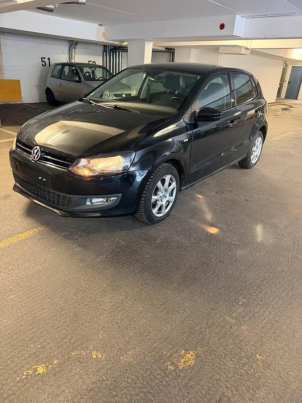 Gebraucht VW Polo Match 86 PS (63 kW) 2012 Schwarz Kleinwagen
