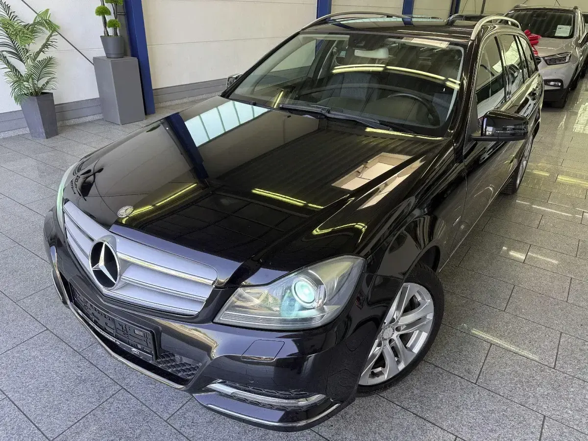 Gebraucht Mercedes C180 156 PS (114 kW) 2012 Kombi