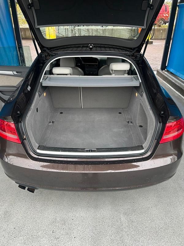 Gebraucht Audi A5 160 PS (117 kW) 2011 Braun Coupé