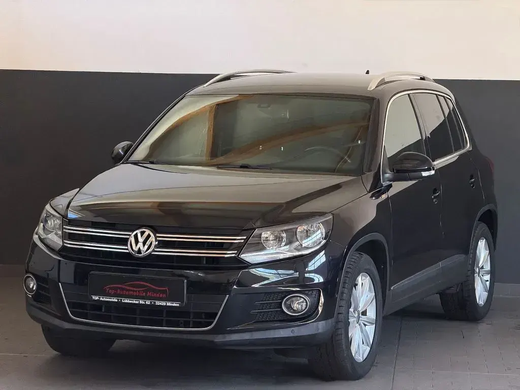 Gebraucht VW Tiguan LOUNGE 122 PS (89 kW) 2015 Schwarz SUV