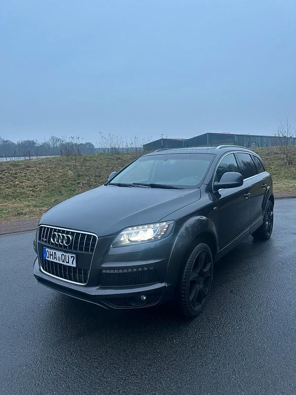 Grau Gebraucht 2007 Audi Q7 SUV | 8.900 € (Superpreis) - Bild 1/4