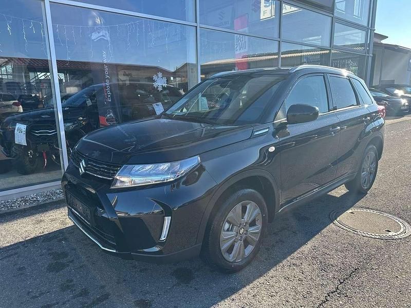 Neu Suzuki Vitara Comfort 116 PS (85 kW) 2026 Cosmic black pearl me... SUV