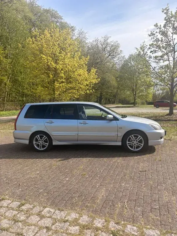 Second-hand Mitsubishi Lancer 98 CP (72 kW) 2006 Argintiu Break