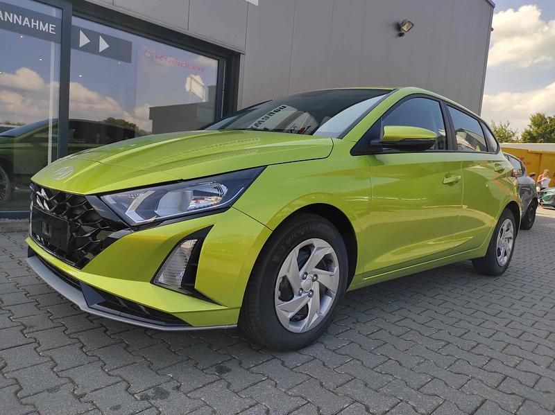 Lucid lime Neu 2025 Hyundai i20 Comfort Kleinwagen | 19.579 € (Guter Preis) - Bild 1/4