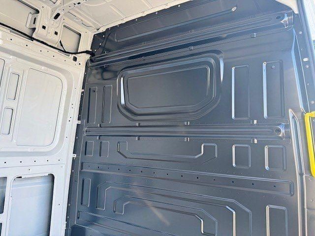 Neu VW Crafter 140 PS (102 kW) 2026 Weiß Van