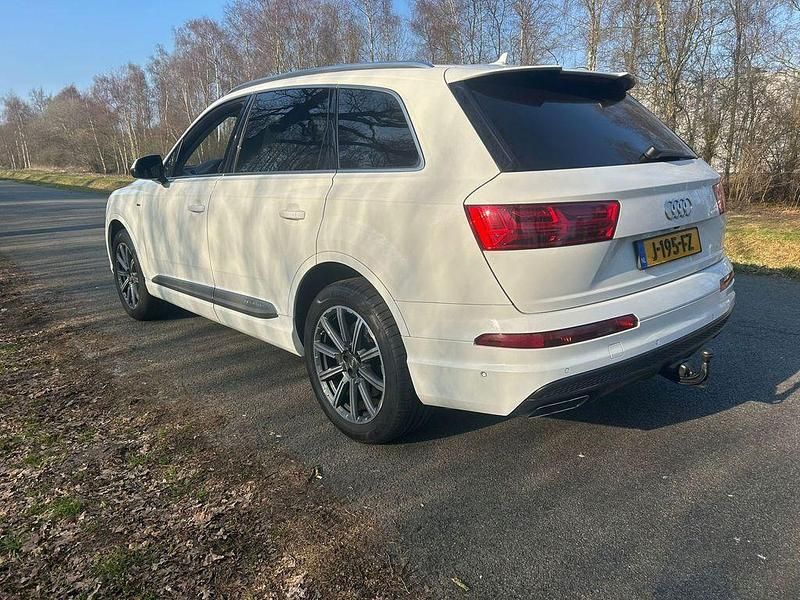 Gebraucht Audi Q7 Proline 218 PS (160 kW) 2016 Weiß SUV