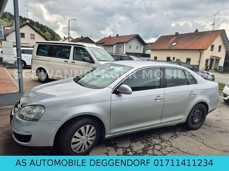 Gebraucht VW Jetta Comfortline 102 PS (75 kW) 2008 Silber Limousine