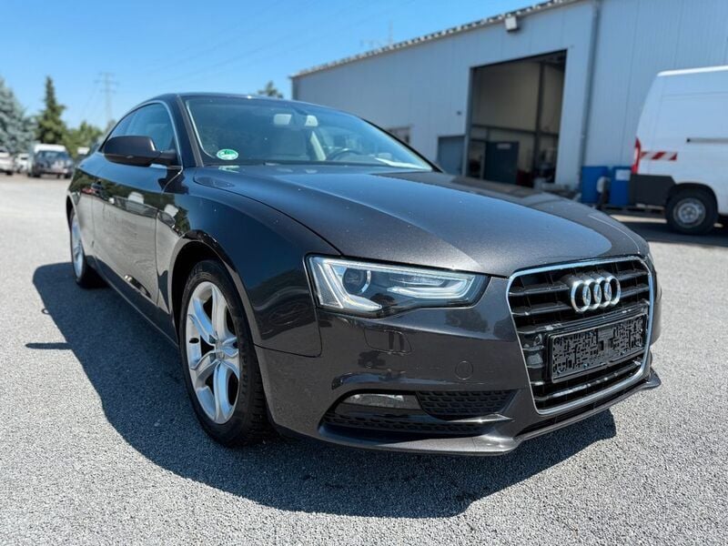 Grau Gebraucht 2012 Audi A5 Sport Coupé | 9.900 € (Superpreis) - Bild 1/4
