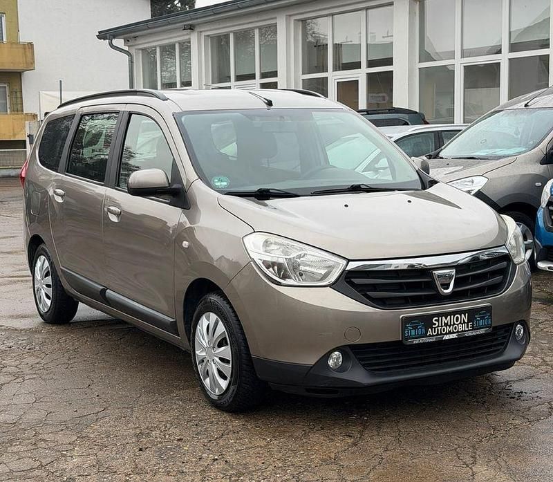 Gebraucht Dacia Lodgy 83 PS (61 kW) 2013 Braun Van / Kleinbus