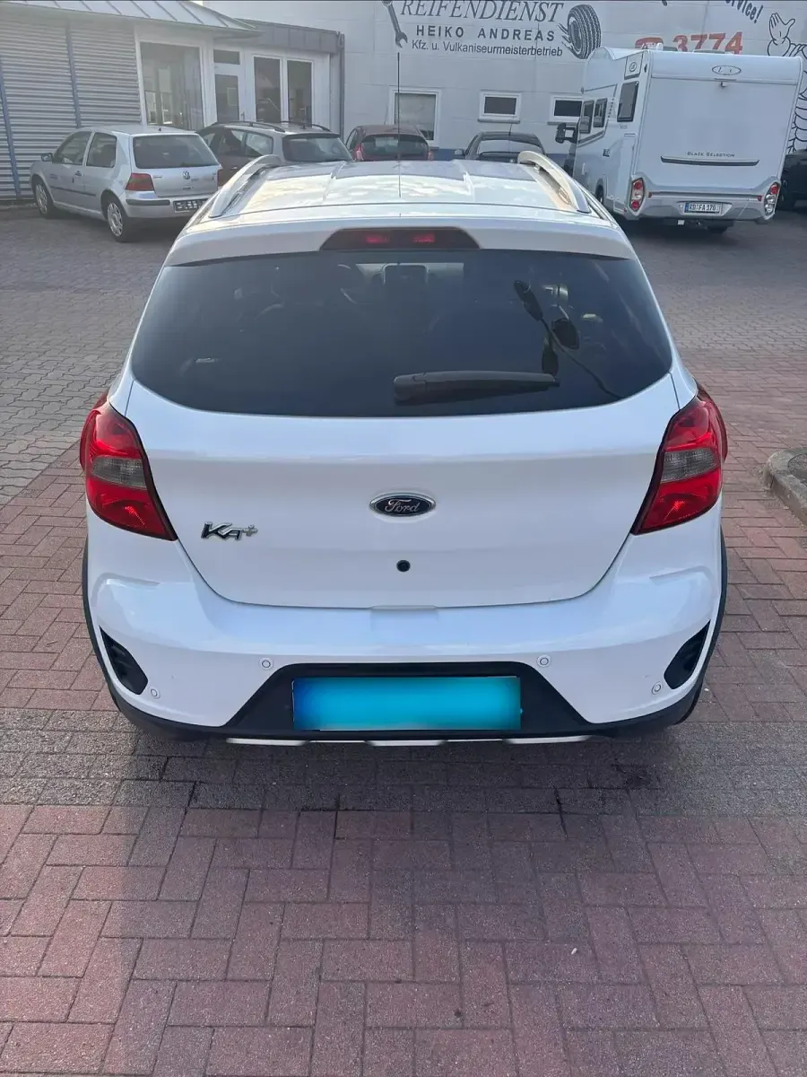Gebraucht Ford Ka Plus Active 86 PS (63 kW) 2019 Weiß Kleinwagen