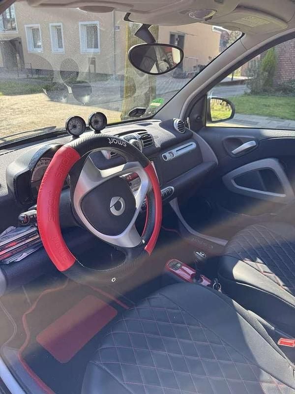 Gebraucht Smart ForTwo Coupé 71 PS (52 kW) 2012 Weiß Coupé