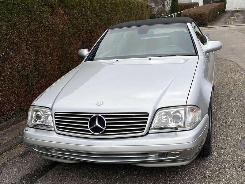 Gebraucht Mercedes SL500 306 PS (225 kW) 2000 Silber Cabrio