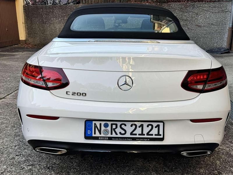 Gebraucht Mercedes C200 AMG line 184 PS (135 kW) 2020 Weiß Cabrio
