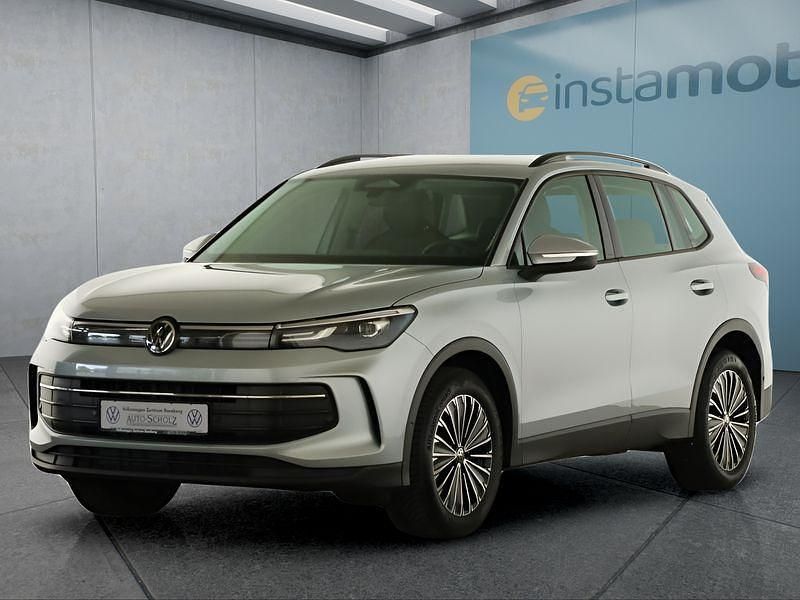 Silber Gebraucht 2024 VW Tiguan SUV | 35.499 € (Fairer Preis) - Bild 1/4
