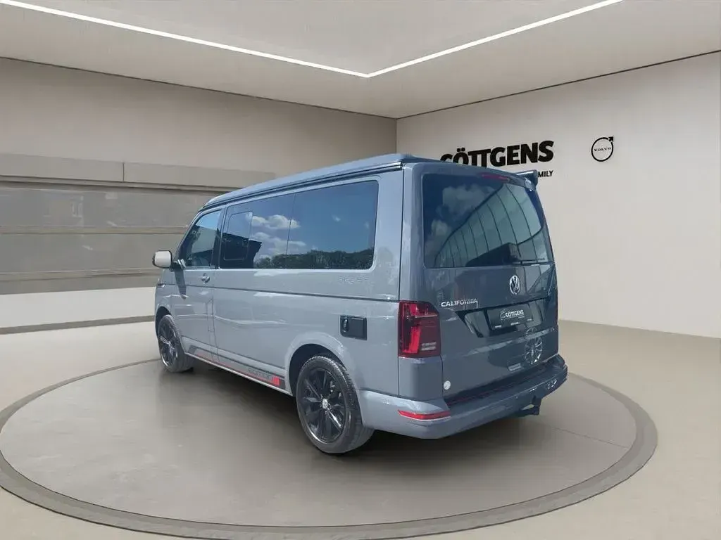 Gebraucht VW California Edition 150 PS (110 kW) 2023 Pure grey Van