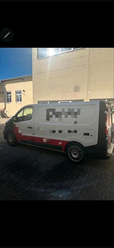 Gebraucht Opel Vivaro 95 PS (69 kW) 2017 Weiß Van / Kleinbus