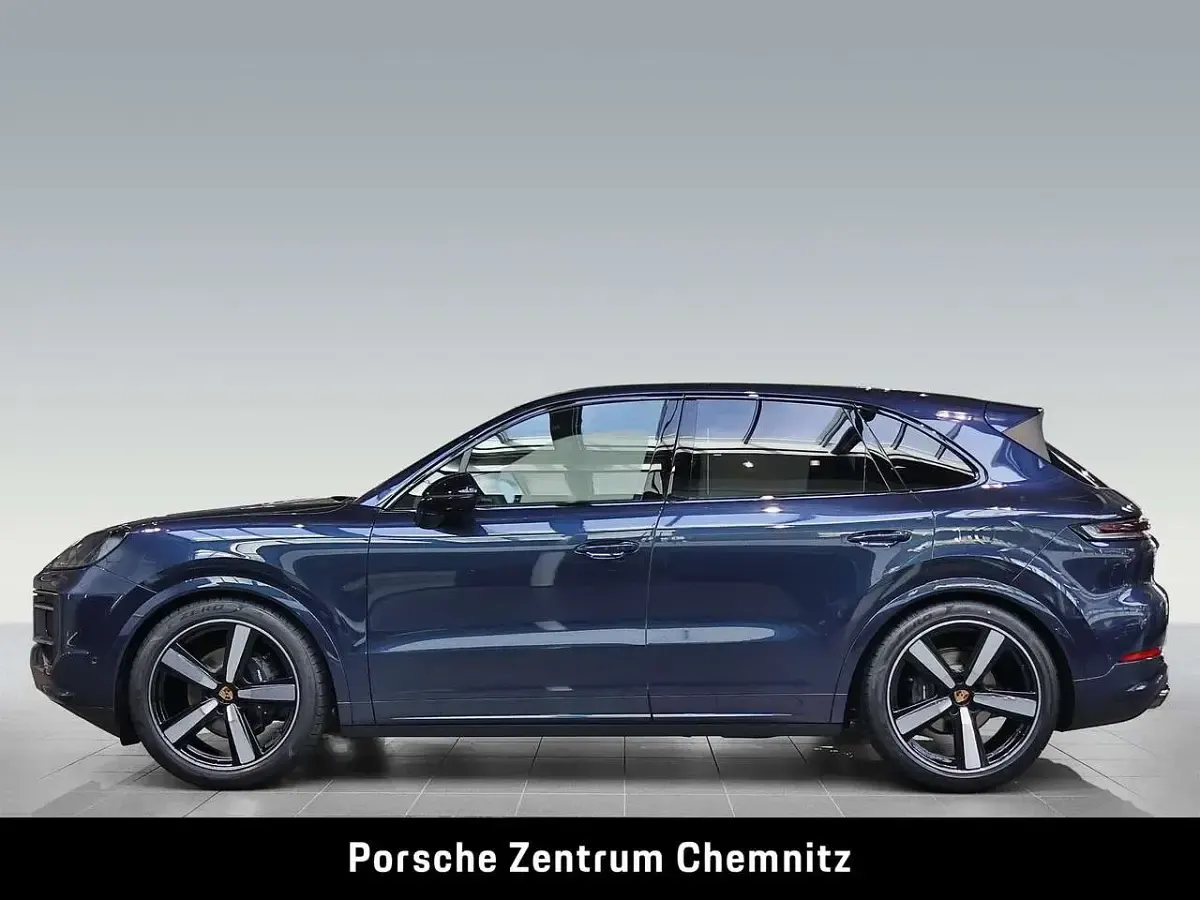 Gebraucht Porsche Cayenne 354 PS (260 kW) 2025 Blau SUV
