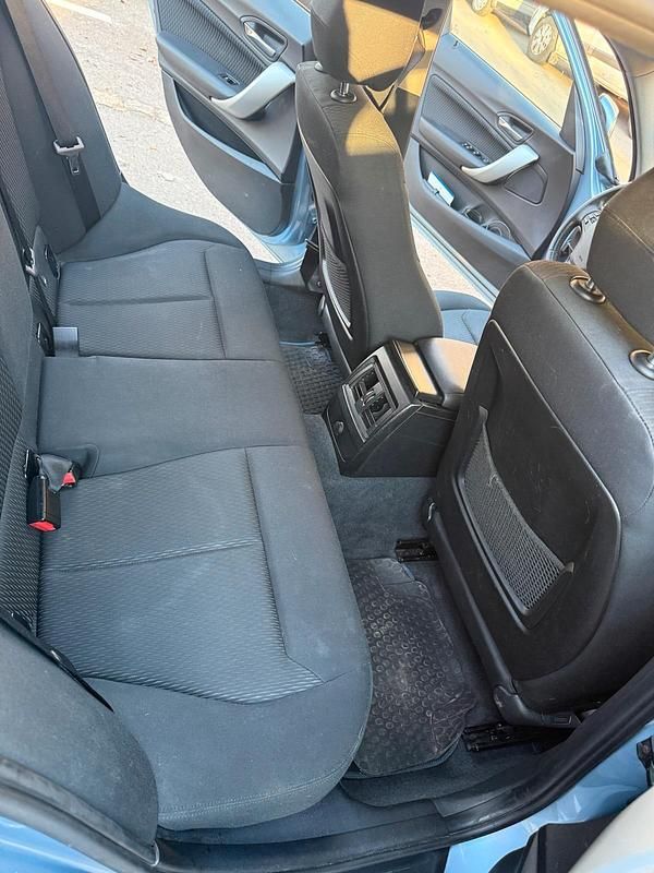 Gebraucht BMW 116 136 PS (100 kW) 2012 Blau Kleinwagen