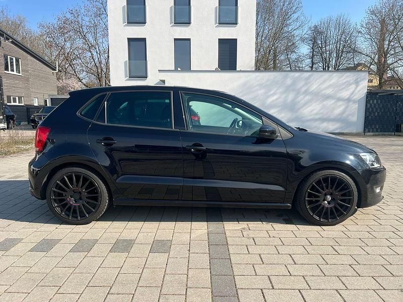 Gebraucht VW Polo Highline 90 PS (66 kW) 2010 Schwarz Kleinwagen