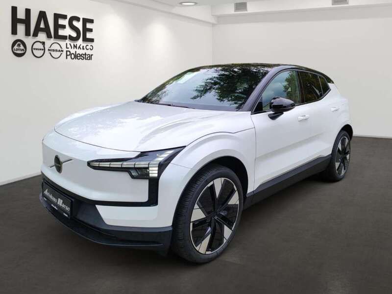 Crystal white (weiss) Gebraucht 2025 Volvo EX30 Plus SUV | 44.690 € - Bild 1/4