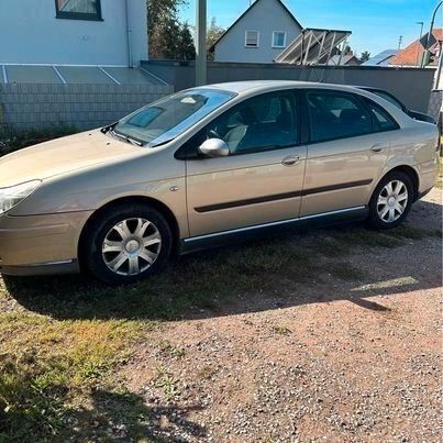 Beige Gebraucht 2006 Citroën C5 Limousine | 1.400 € - Bild 1/4