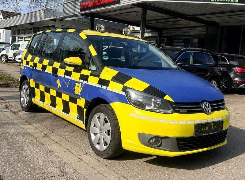 Gebraucht VW Touran Trendline 150 PS (110 kW) 2013 Weiß Van / Kleinbus