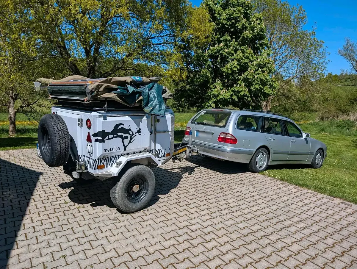 Gebraucht Mercedes E200 163 PS (119 kW) 2002 Silber Kombi