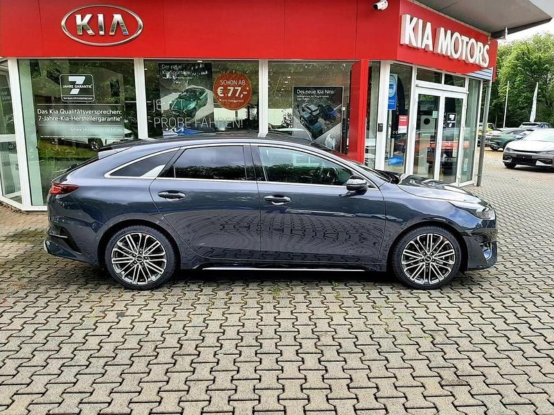 Gebraucht Kia ProCeed 140 PS (102 kW) 2024 Pentametal Kleinwagen