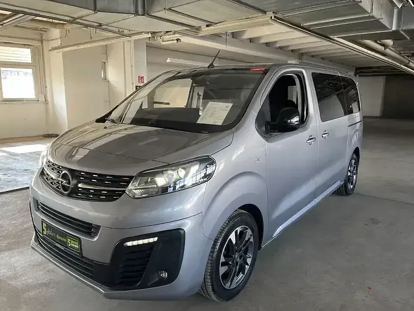 Gebraucht Opel Zafira Life 177 PS (130 kW) 2023 Kontrast grau/quarz silber (metallic) Van / Kleinbus