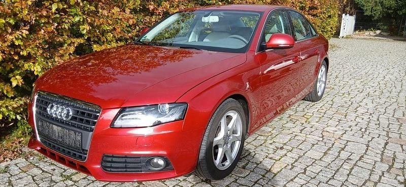 Rot Gebraucht 2009 Audi A4 Ambition Limousine | 5.000 € (Superpreis) - Bild 1/4