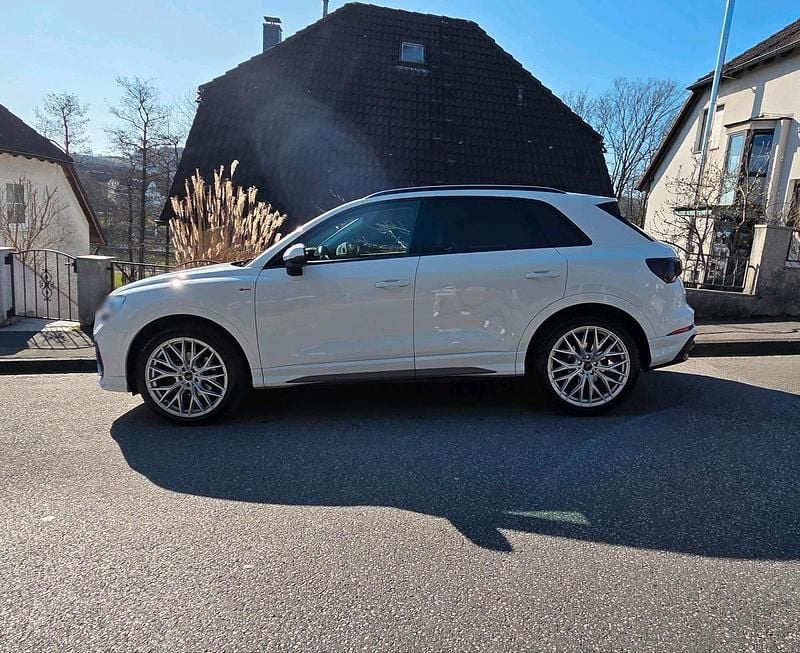 Gebraucht Audi Q3 S-Line 150 PS (110 kW) 2019 Weiß SUV