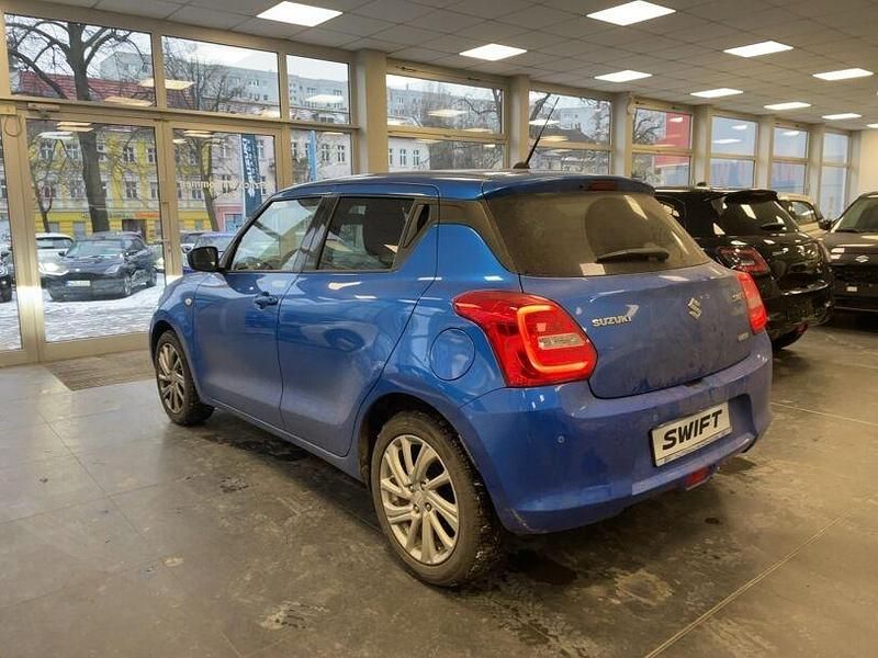 Gebraucht Suzuki Swift Comfort 83 PS (61 kW) 2023 Blau Kleinwagen