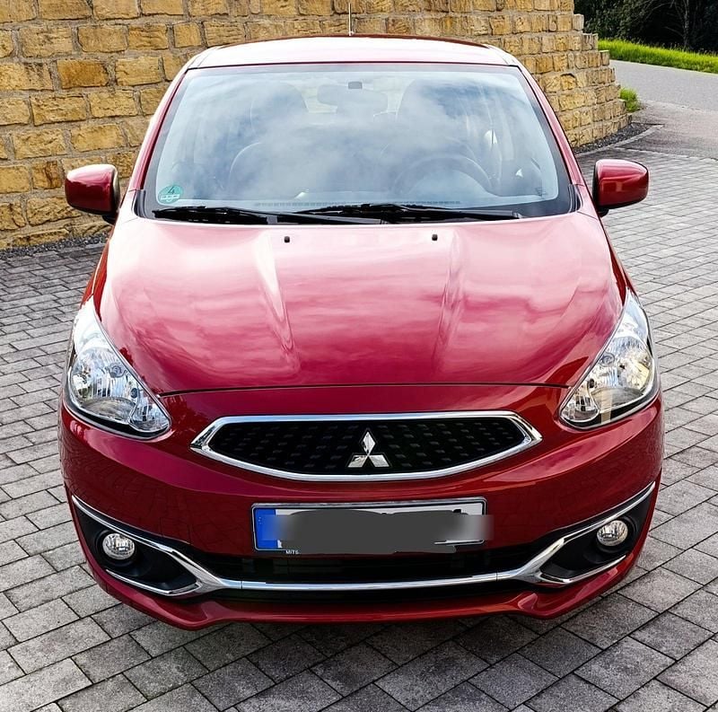 Rot Gebraucht 2017 Mitsubishi Space Star Kleinwagen | 5.700 € (Guter Preis) - Bild 1/4