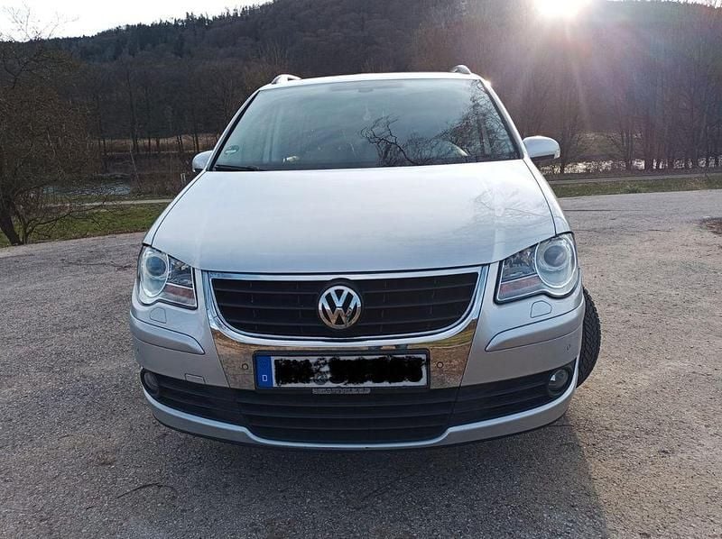 Gebraucht VW Touran Trendline 105 PS (77 kW) 2007 Silber Van / Kleinbus
