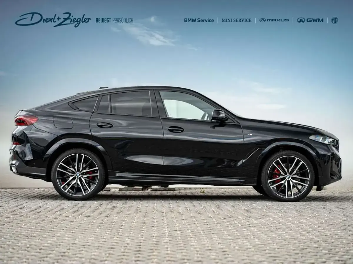 Gebraucht BMW X6 M Sport 298 PS (219 kW) 2025 Saphirschwarz metallic SUV