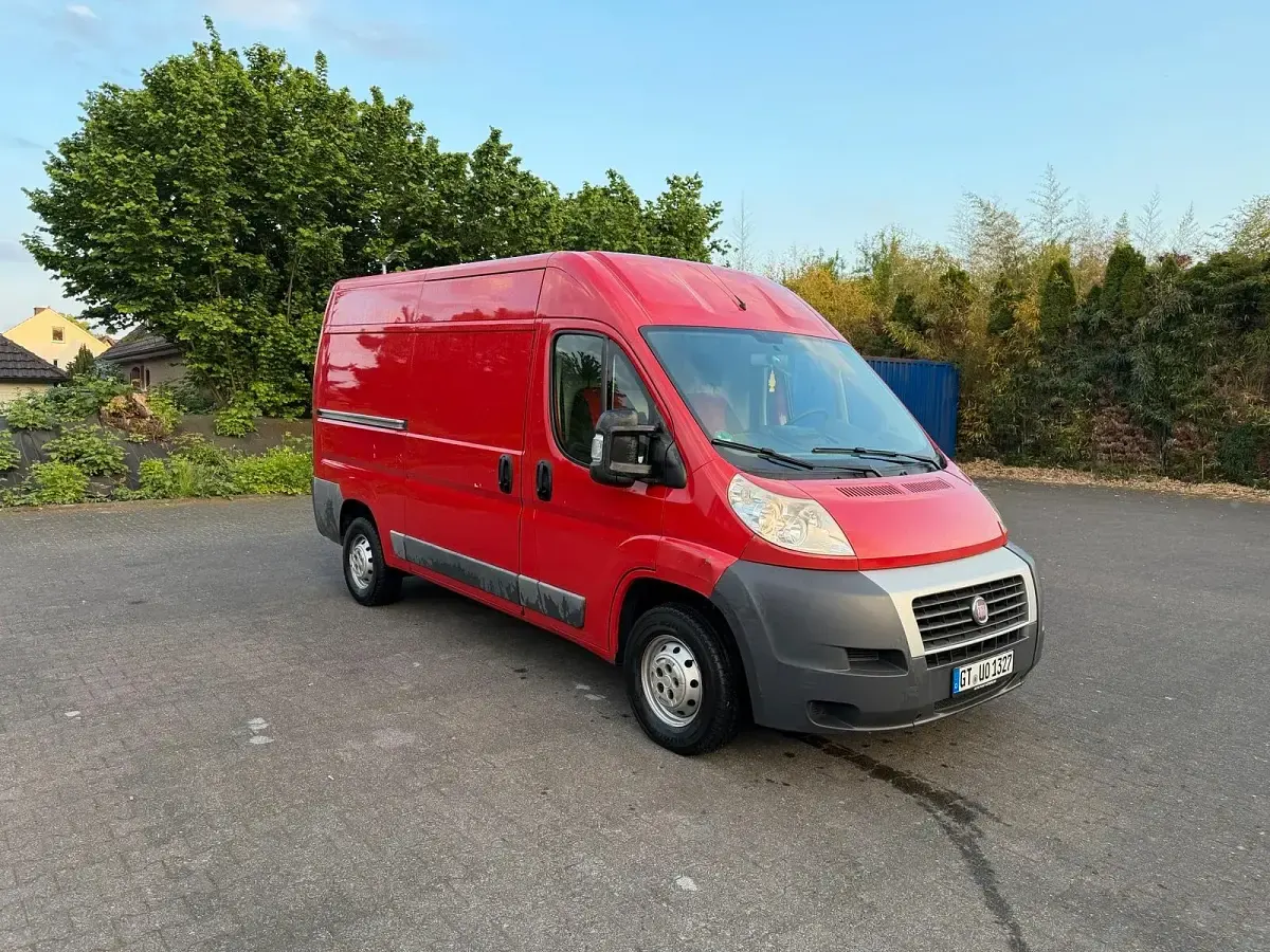 Gebraucht Fiat Ducato 130 PS (95 kW) 2012 Rot Van