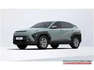 Neu Hyundai Kona Select 150 PS (110 kW) 2025 Gruen SUV