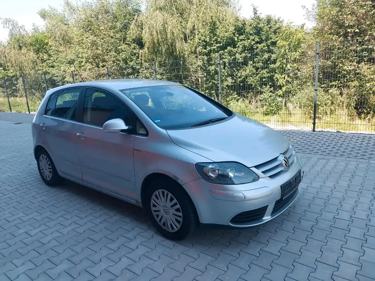 Gebraucht VW Golf V 102 PS (75 kW) 2005 Grau Kleinwagen
